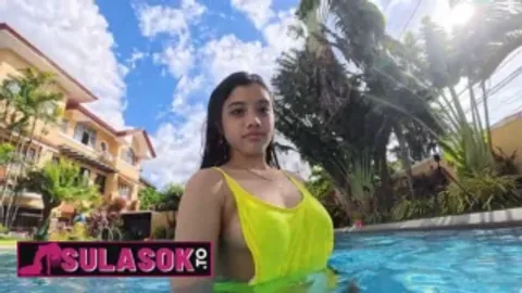 Nays Pinays - Swimming